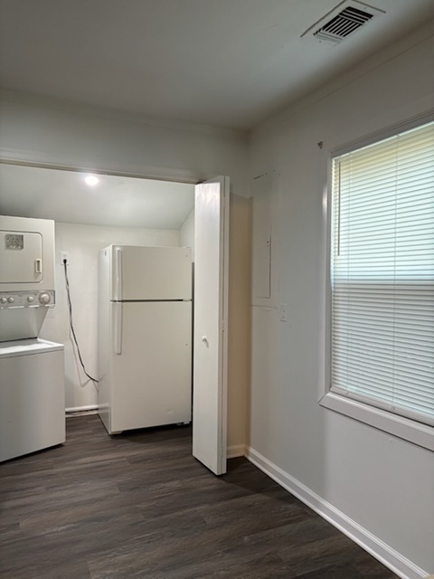 Gallery Photo 11